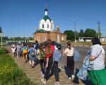 Крестный-ход-от-Покровского-храма-до-монастыря-