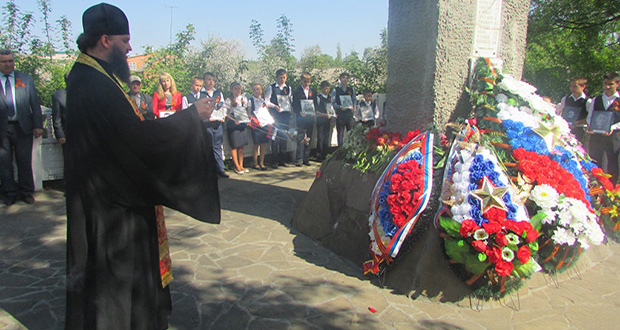 В с. Лавы Елецкого района состоялся митинг, посвящённый 71-й годовщине Победы