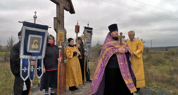 27 сентября состоялся праздничный крестный ход в с. Волотово
