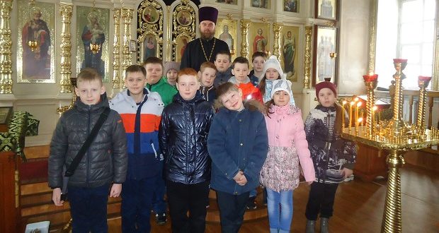 Учащиеся лицея №4 г. Данкова совершили экскурсию в Георгиевскую церковь
