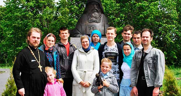 Миссионерский клуб «Благовест» посетил Сезёново и Шовское