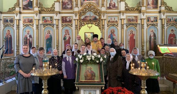 Благочинный Лев-Толстовского района отметил день тезоименитства