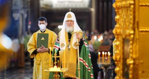 Святейший Патриарх призвал молиться за восстановление мира