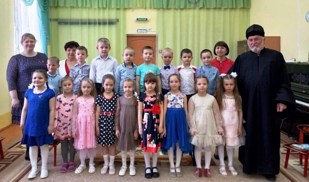 В детских садах «Колокольчик», «Теремок» и «Светлячок» г. Чаплыгина прошли праздники Светлой Пасхи