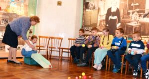 Традиционные игры «Красное яичко» в музее купечества и сословий